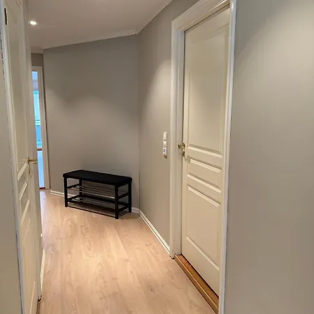 Apartment Modern In Center With Parking Garage *