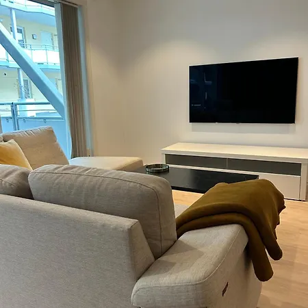 Apartment Modern In Center With Parking Garage Alesund
